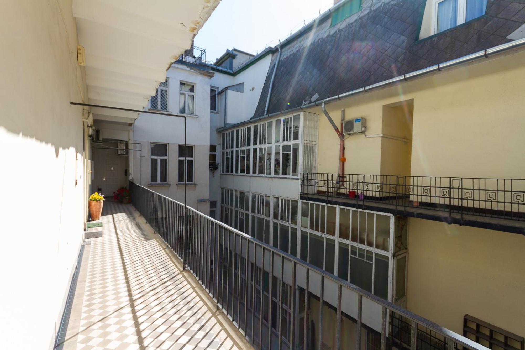 Badepest Apartment Budapeste Exterior foto